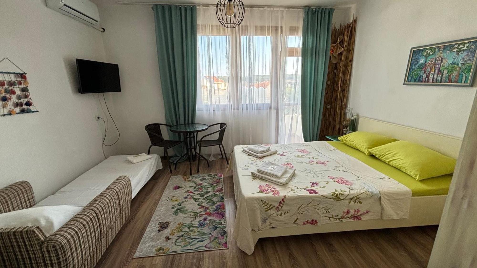 Guest House Hei Taka Созополь Екстер'єр фото