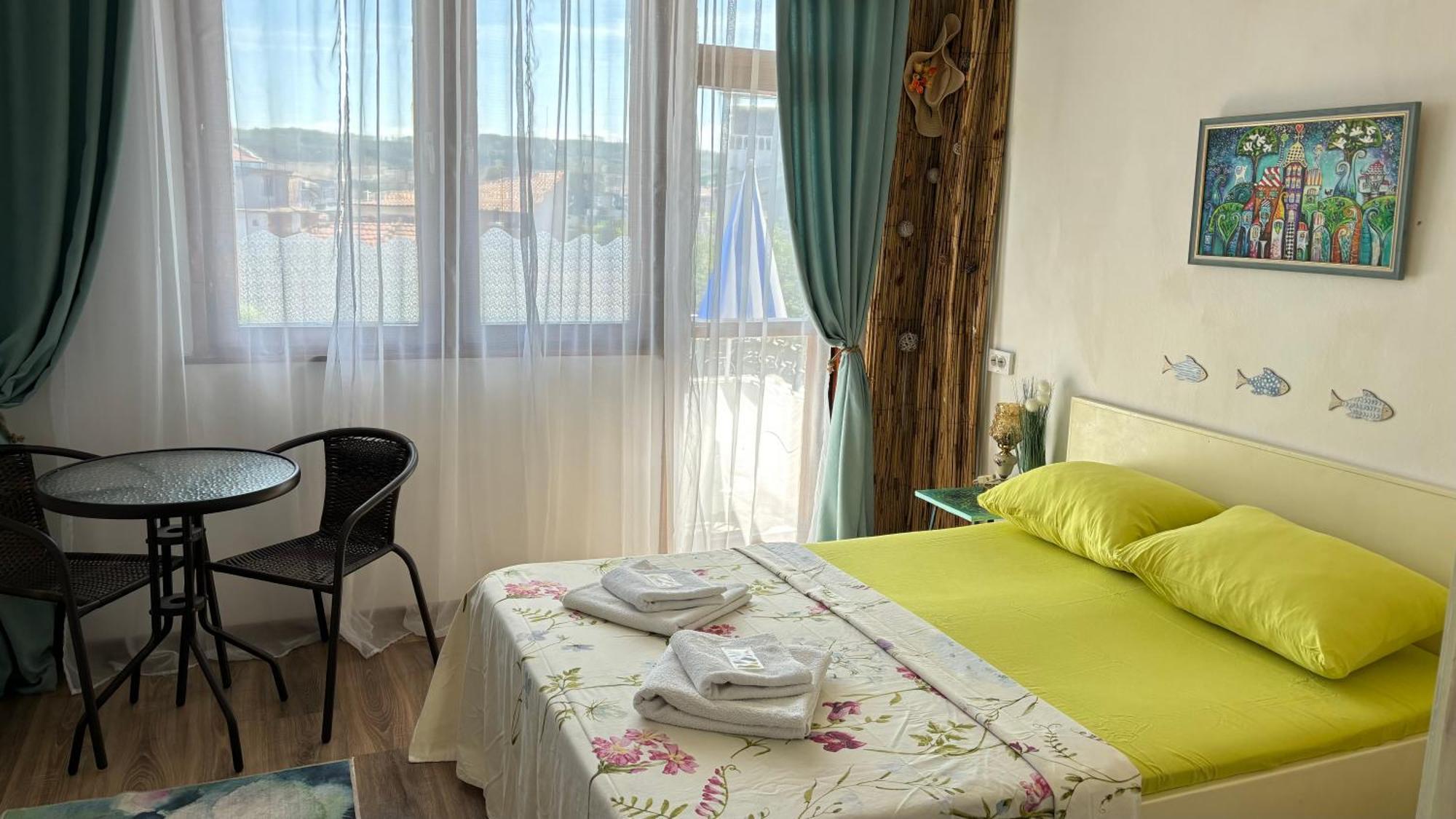 Guest House Hei Taka Созополь Екстер'єр фото