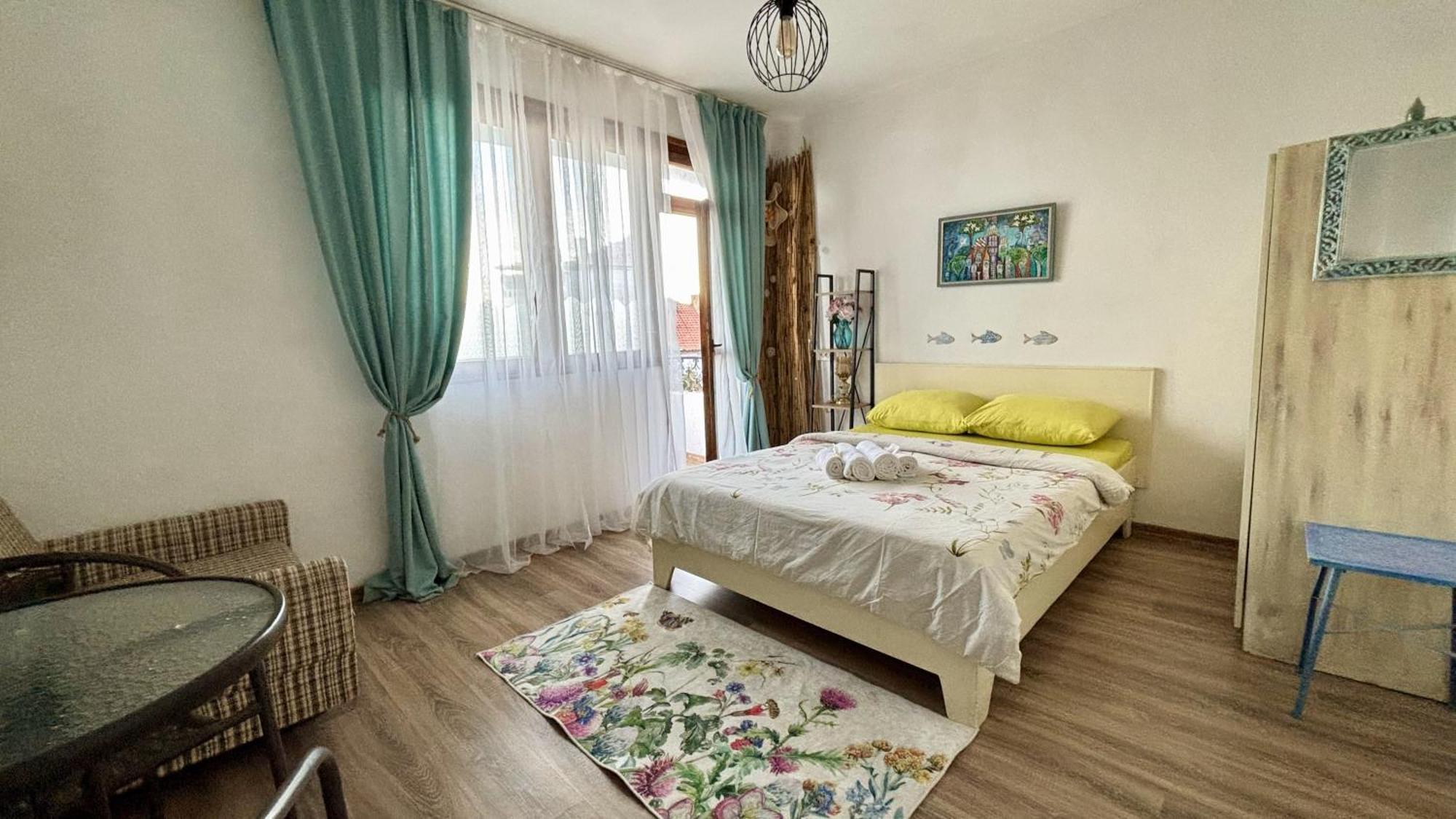 Guest House Hei Taka Созополь Екстер'єр фото